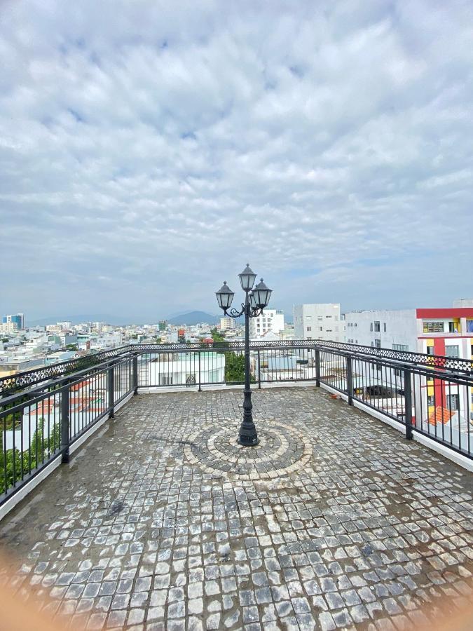 Goodtech Luxury Hotel & Apartment Da Nang Exteriör bild